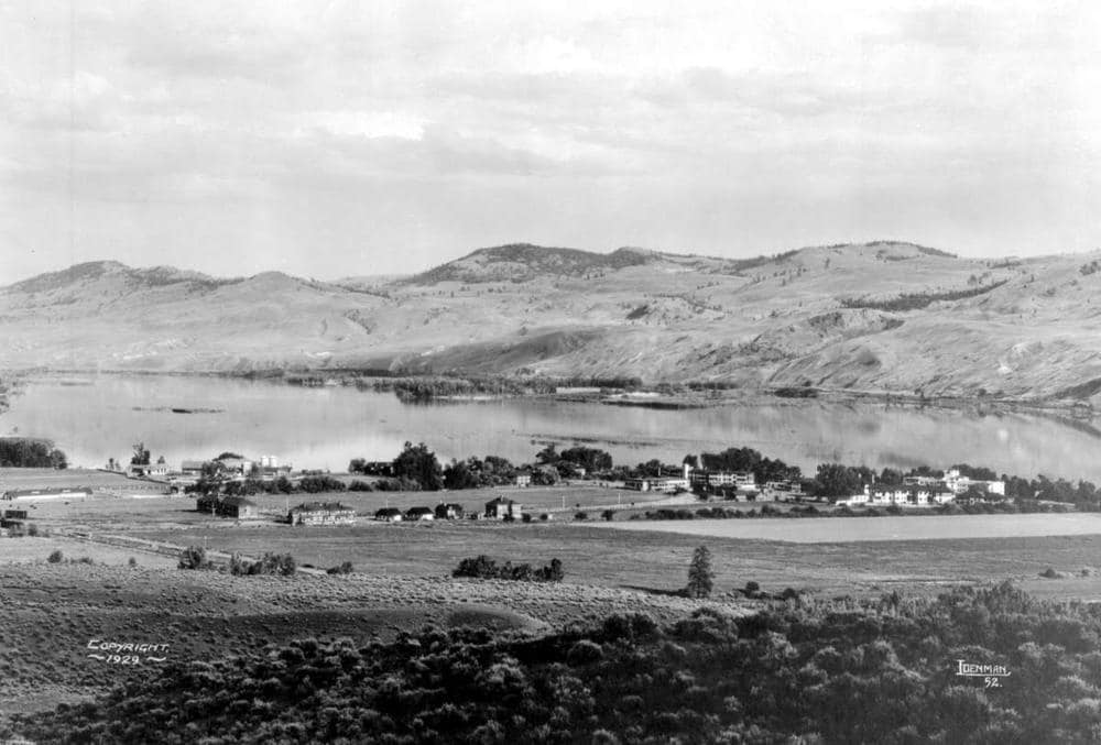 A black and white photograph from 1929 shows the Tranquille property on the river.